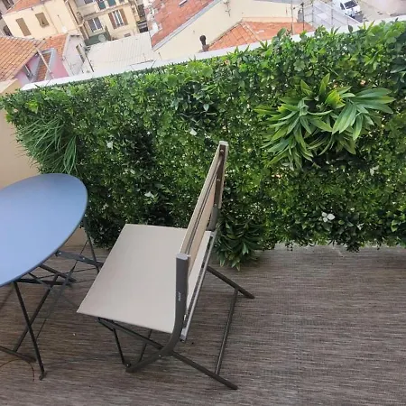 Apartment Rue Des Roses *